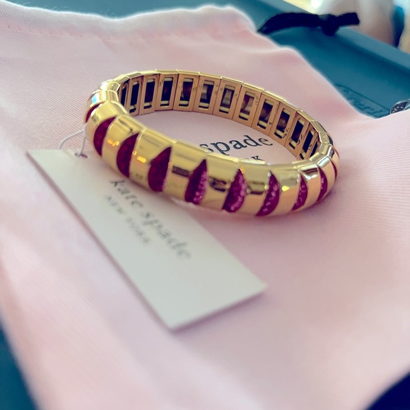 kate spade Jewelry - NWT Kate Spade Pink Glitter Sliced Scallops Bracelet